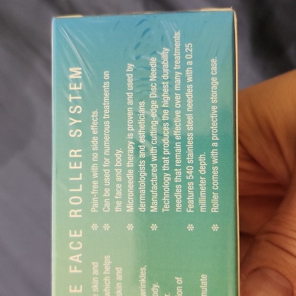 Ora Microneedle Face Roller System NIB - Picture 5 of 6